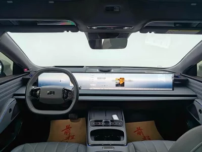 Geely Galaxy E8