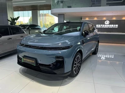 Leapmotor B10