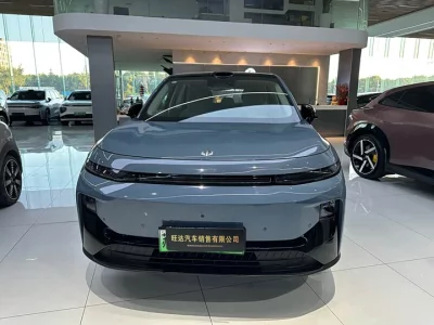 Leapmotor B10