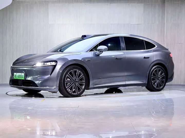 Luxeed R7