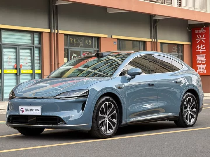 Luxeed R7