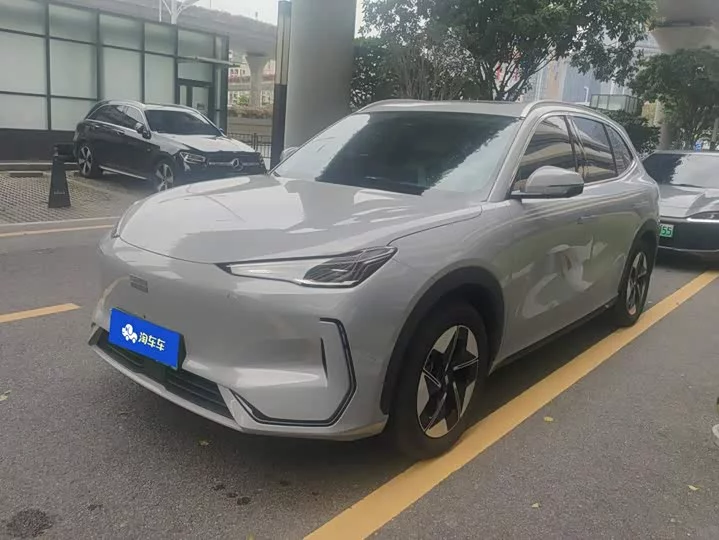 Geely Galaxy E5