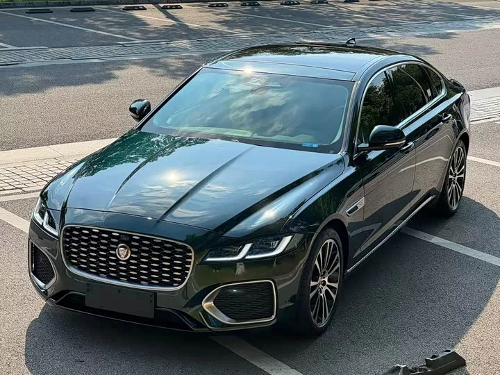 Jaguar XFL