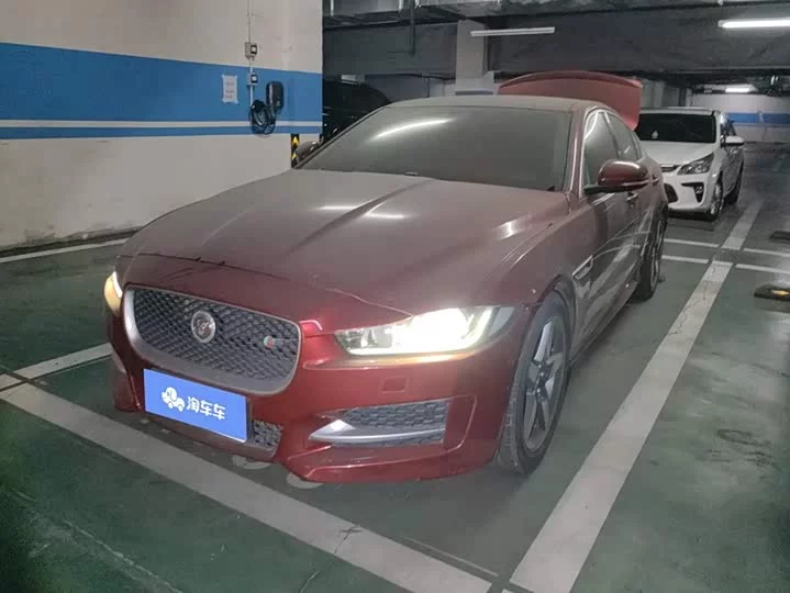 Jaguar XE