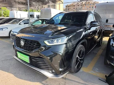 Toyota Crown Kluger