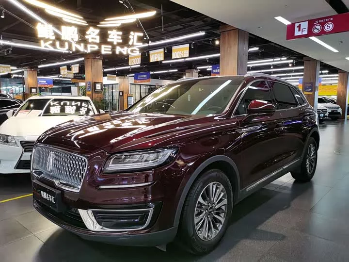 Lincoln Voyager