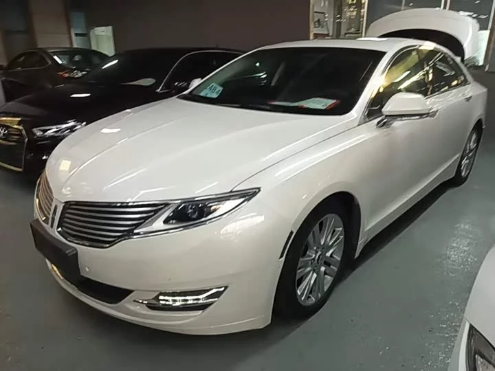 Lincoln MKZ