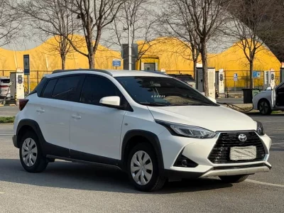 Toyota Yaris L