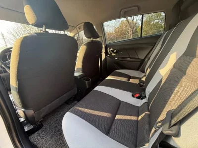 Toyota Yaris L