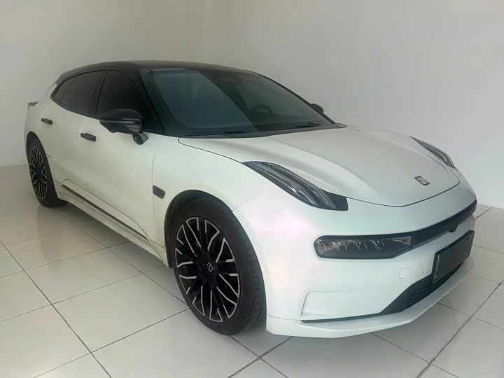 ZEEKR 001