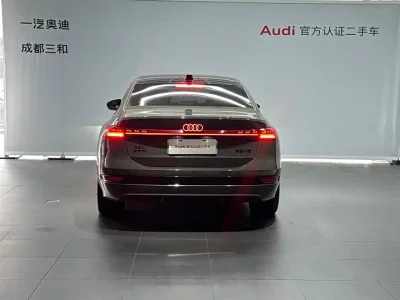 Audi A6L e-tron