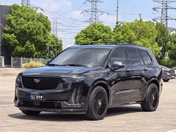 Cadillac XT6