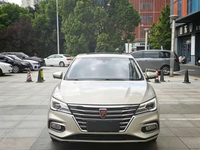 Roewe i5
