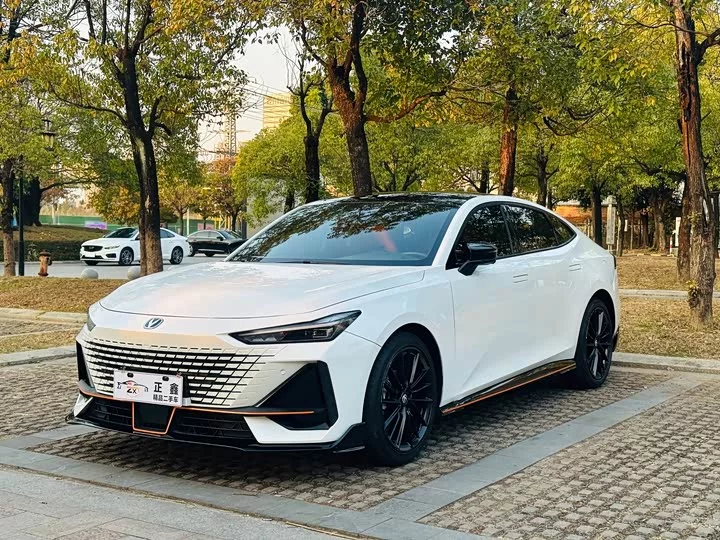 Changan UNI-V