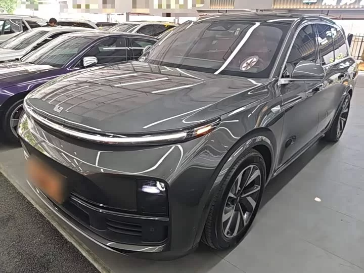 Lixiang L8