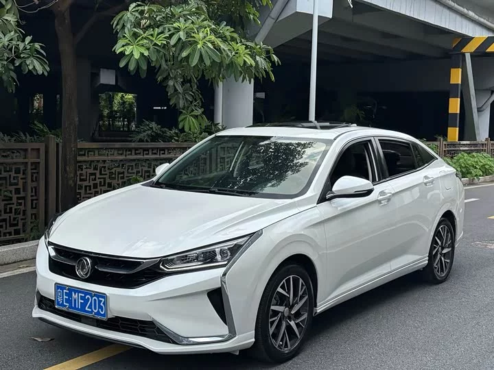 Dongfeng Yixuan