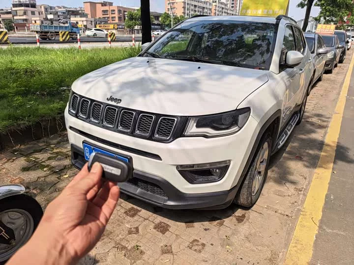 Jeep Guide to