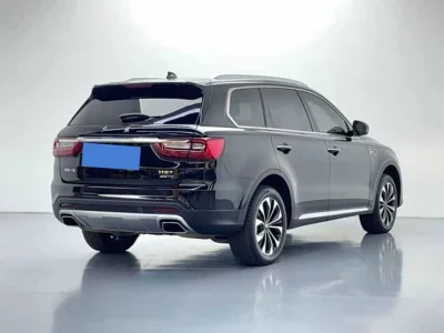 Hongqi HS7