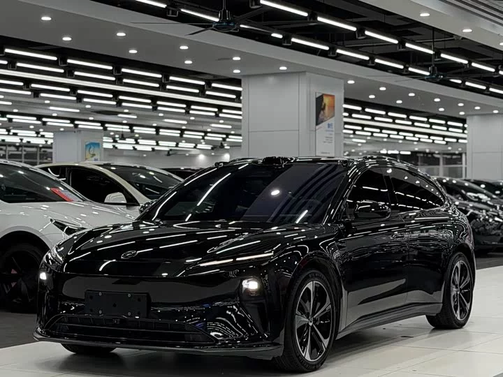 NIO ET5T