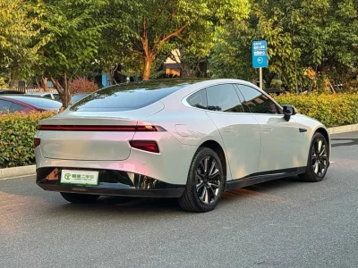 XPeng P7