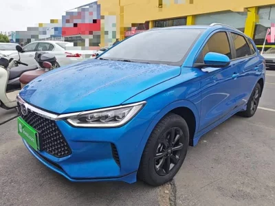 BYD e2