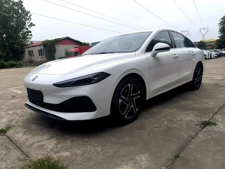 Roewe D7