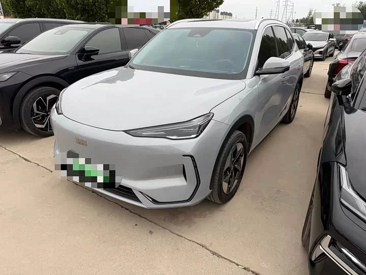 Geely Galaxy E5