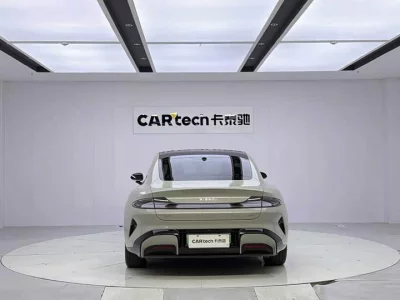 Xiaomi SU7