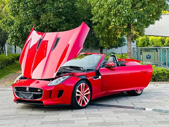 Jaguar F-TYPE