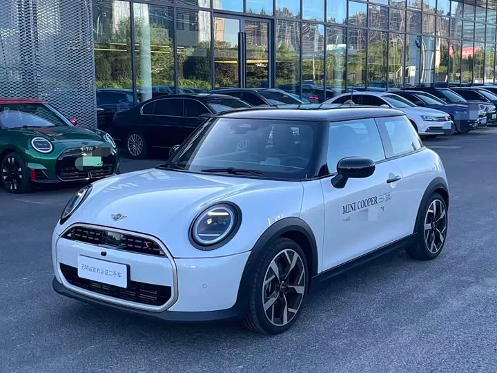 MINI 