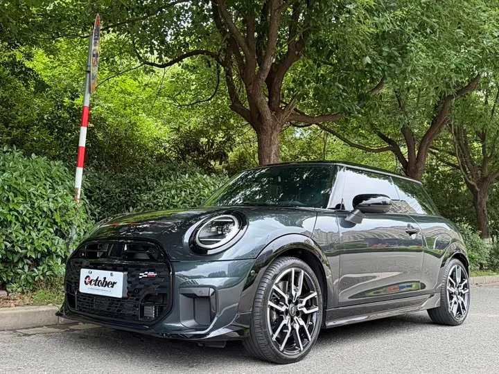 MINI 
