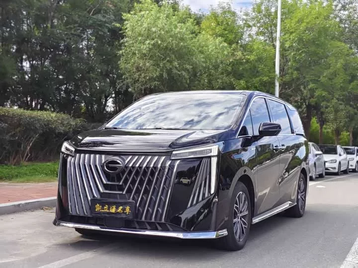 GAC Trumpchi M8