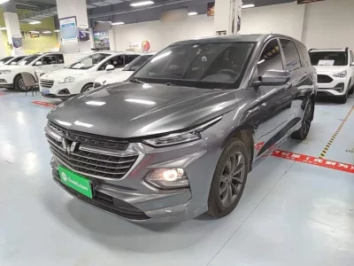 Wuling Cortez