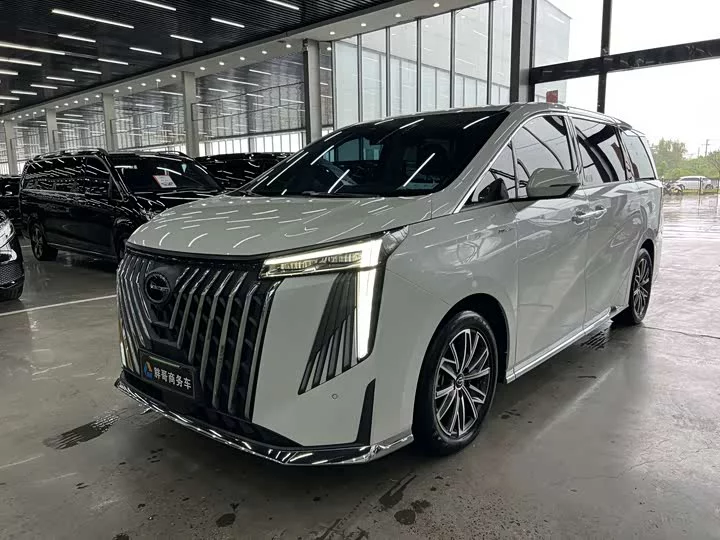 GAC Trumpchi M8