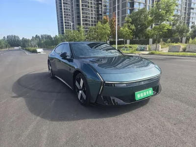 XPeng P7
