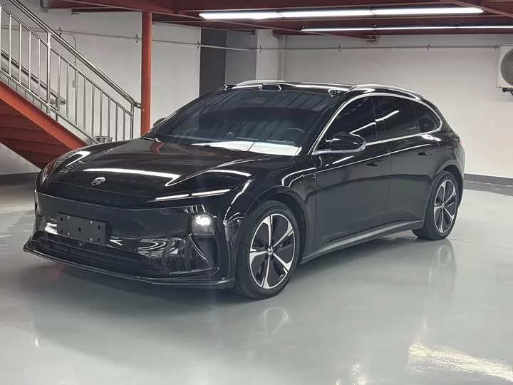 NIO ET5T