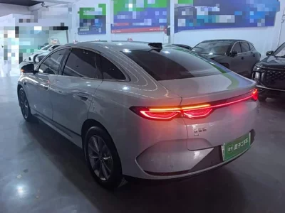 BYD Qin L