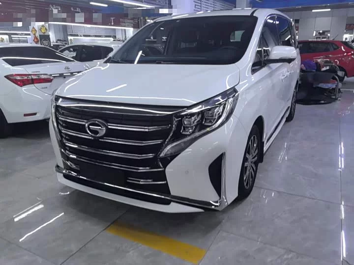 GAC Trumpchi M8