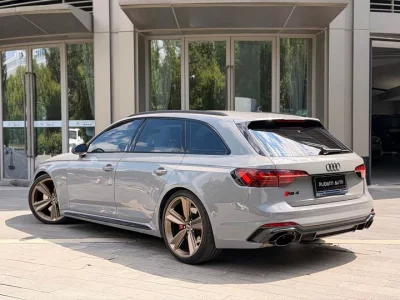 Audi RS 4