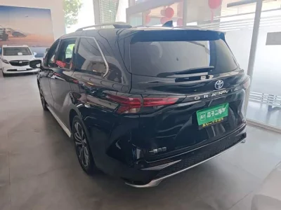 Toyota Granvia