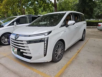 GAC Trumpchi E8 PHEV
