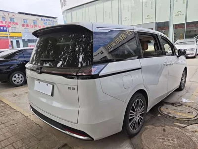 GAC Trumpchi E8 PHEV