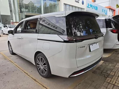 GAC Trumpchi E8 PHEV