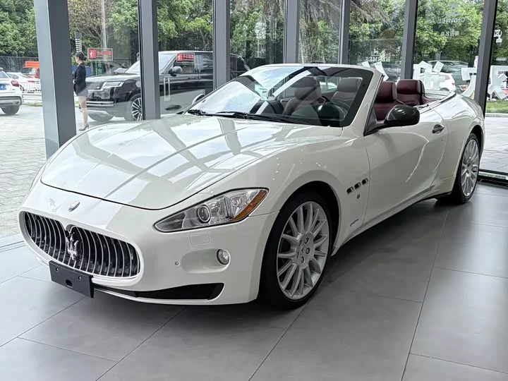 Maserati GranCabrio