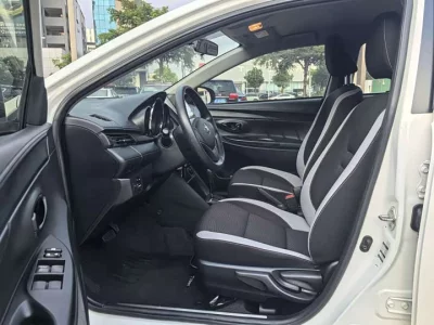 Toyota Yaris L
