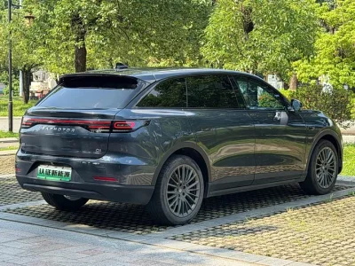 Leapmotor C11