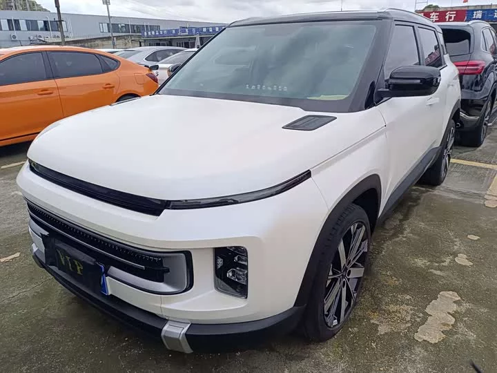 Geely ICON