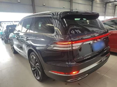 Lincoln Aviator
