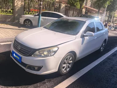 Dongfeng S30