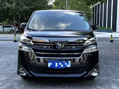 Toyota Crown Wellfire